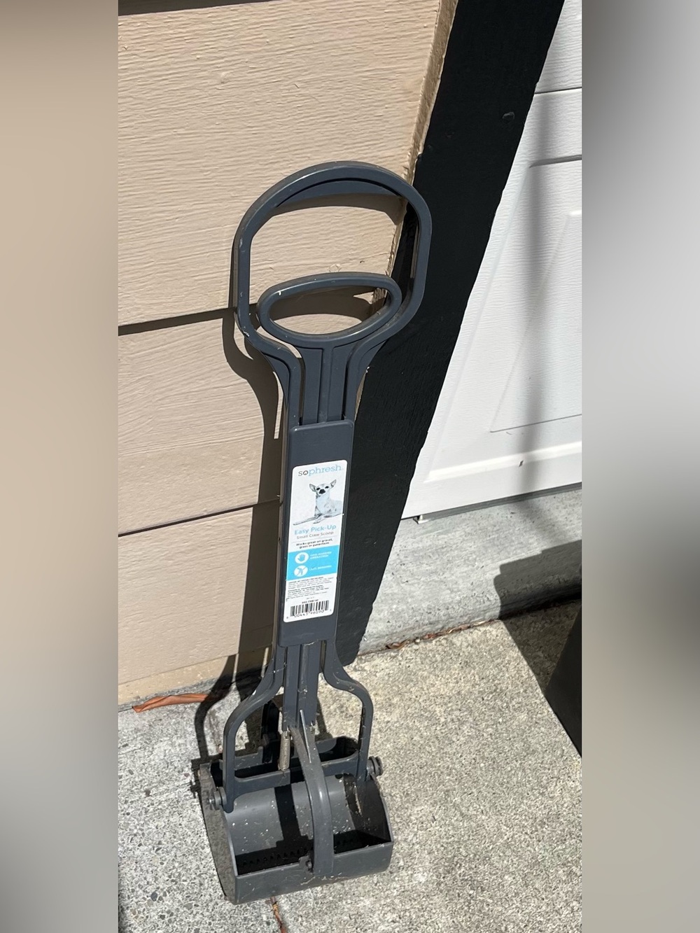 Grey Easy Pick-Up Pooper Scooper